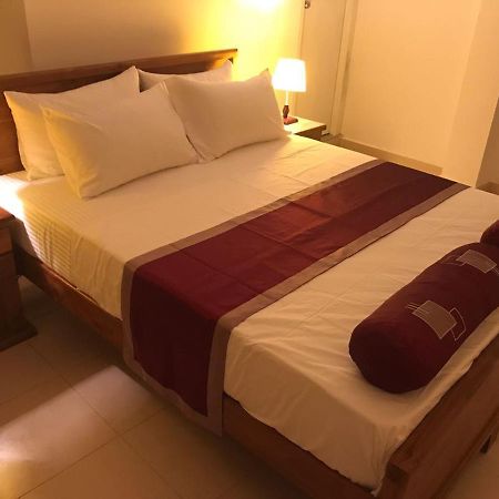 Apartmán Ocean Pebbles Dehiwala-Mount Lavinia Exteriér fotografie