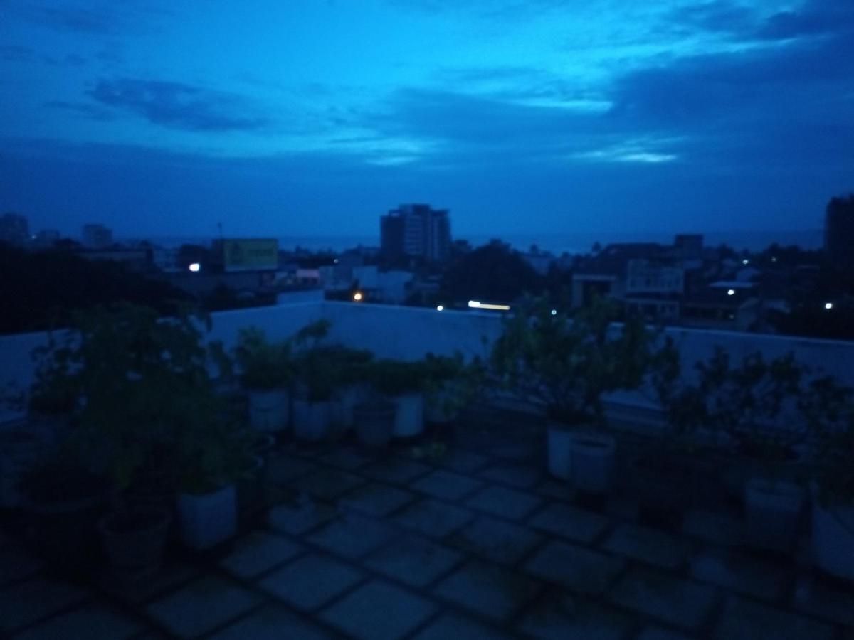 Apartmán Ocean Pebbles Dehiwala-Mount Lavinia Exteriér fotografie