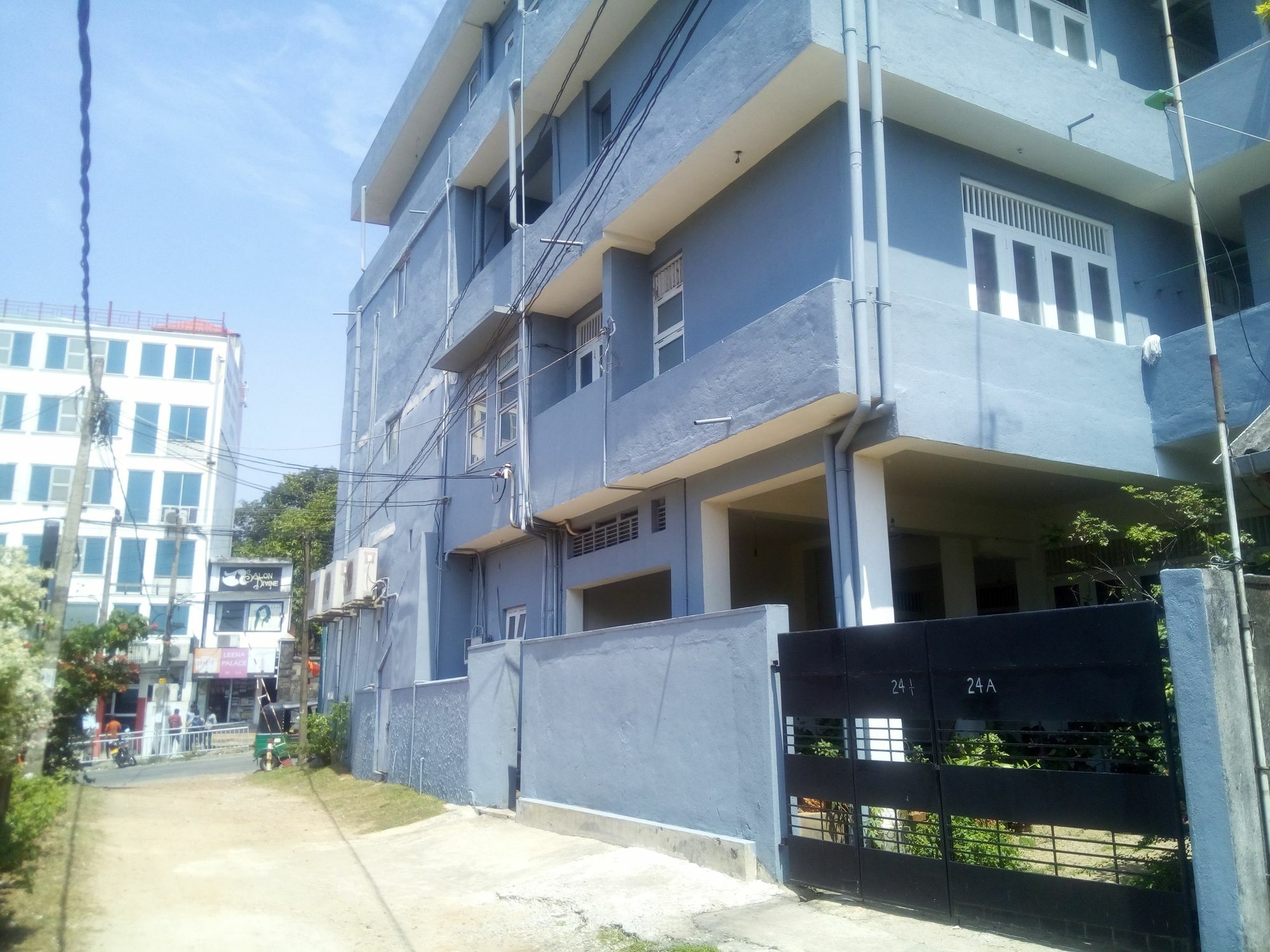 Apartmán Ocean Pebbles Dehiwala-Mount Lavinia Exteriér fotografie