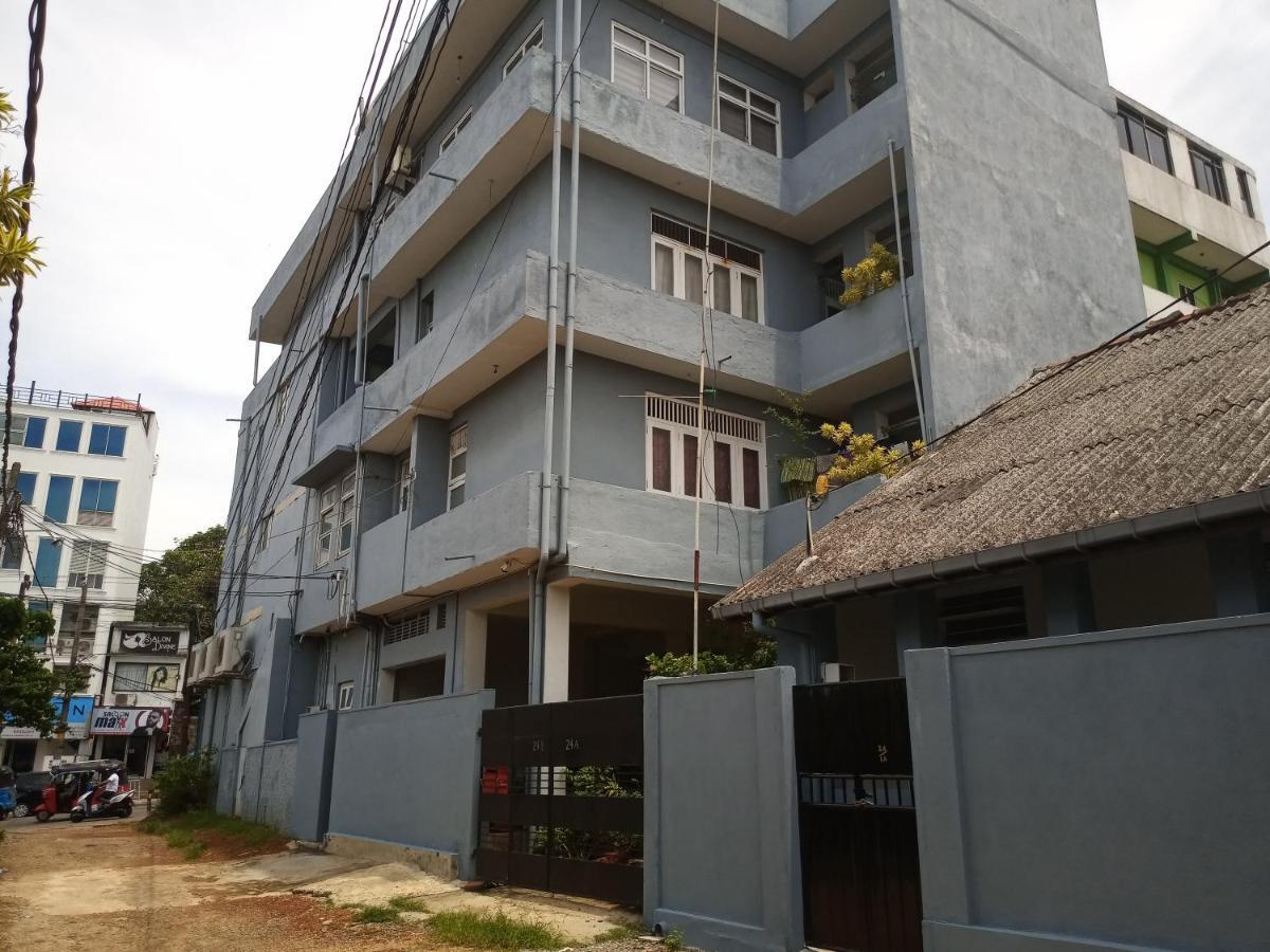 Apartmán Ocean Pebbles Dehiwala-Mount Lavinia Exteriér fotografie