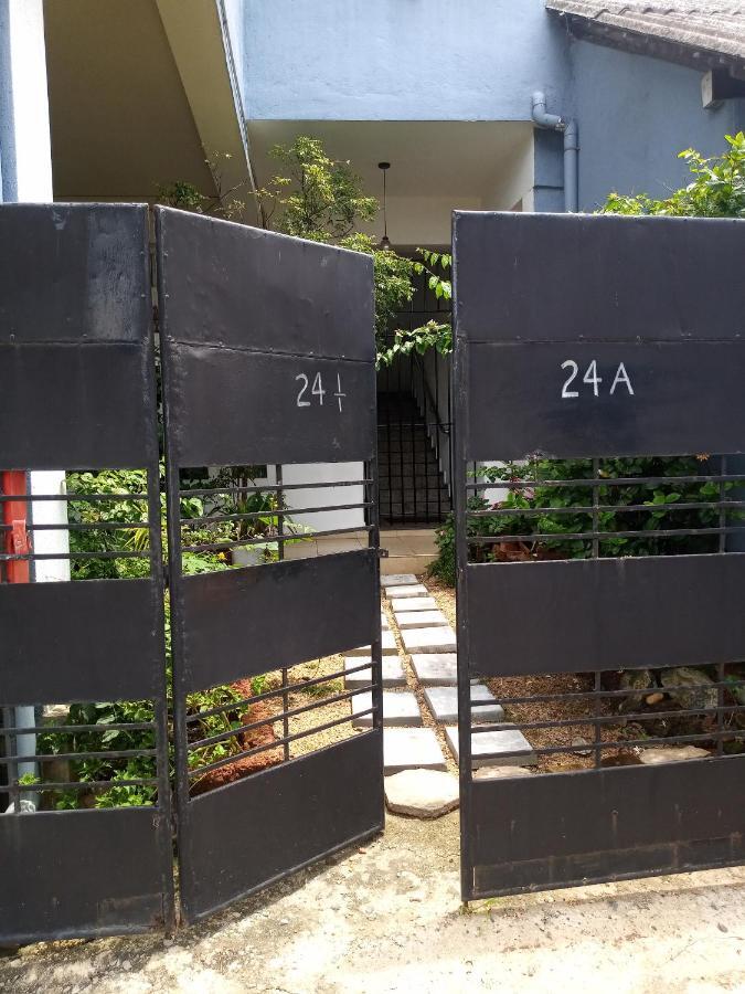 Apartmán Ocean Pebbles Dehiwala-Mount Lavinia Exteriér fotografie