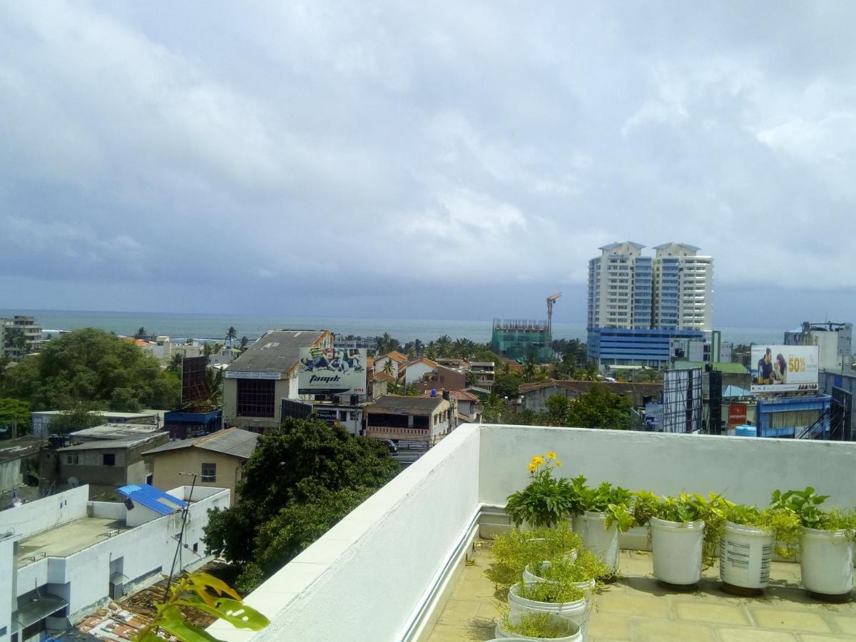 Apartmán Ocean Pebbles Dehiwala-Mount Lavinia Exteriér fotografie